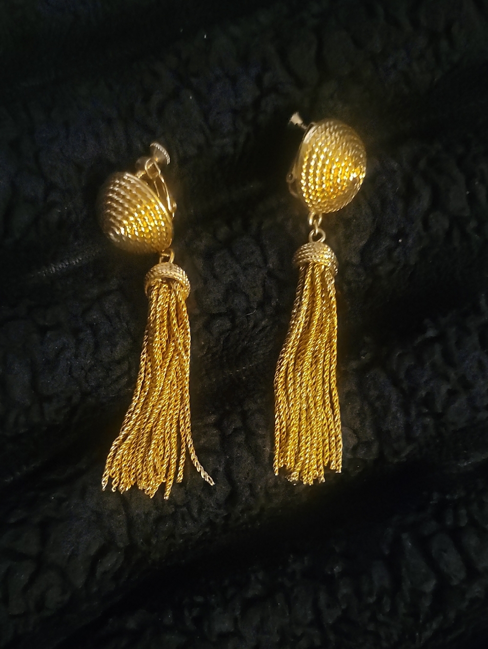 Vintage Napier Gold Tassel Clip-On Earrings - Women Jewelry